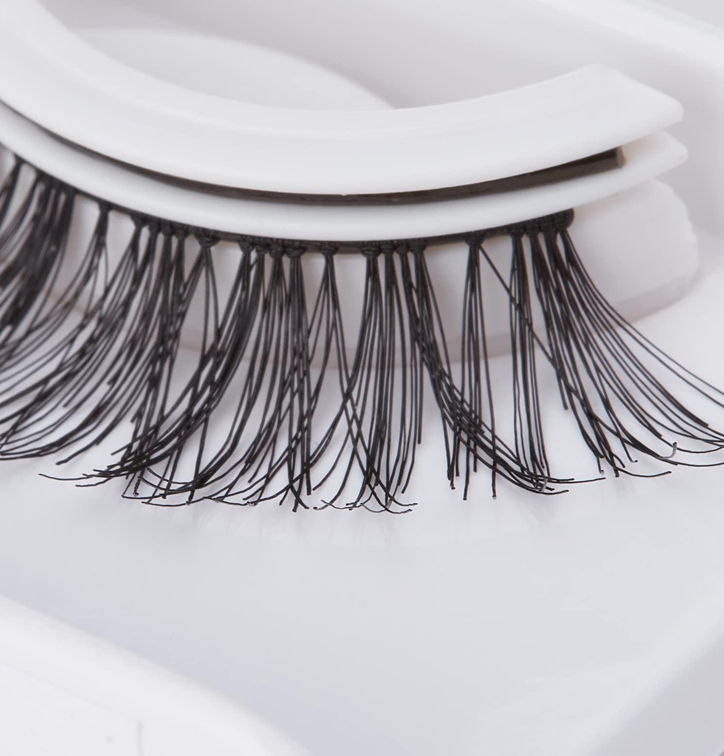 ardell-self-adhesive-demi-wispies-faux-cils-auto-adh-sifs-volume-effil-sans-coll image 3