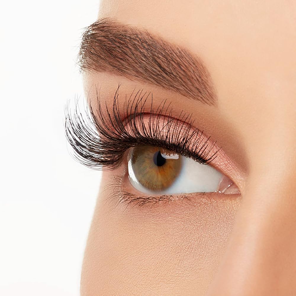ardell-wispies-700-noirs-faux-cils-bandes-plumeux-longue-tenue-effet-claircissan image 8