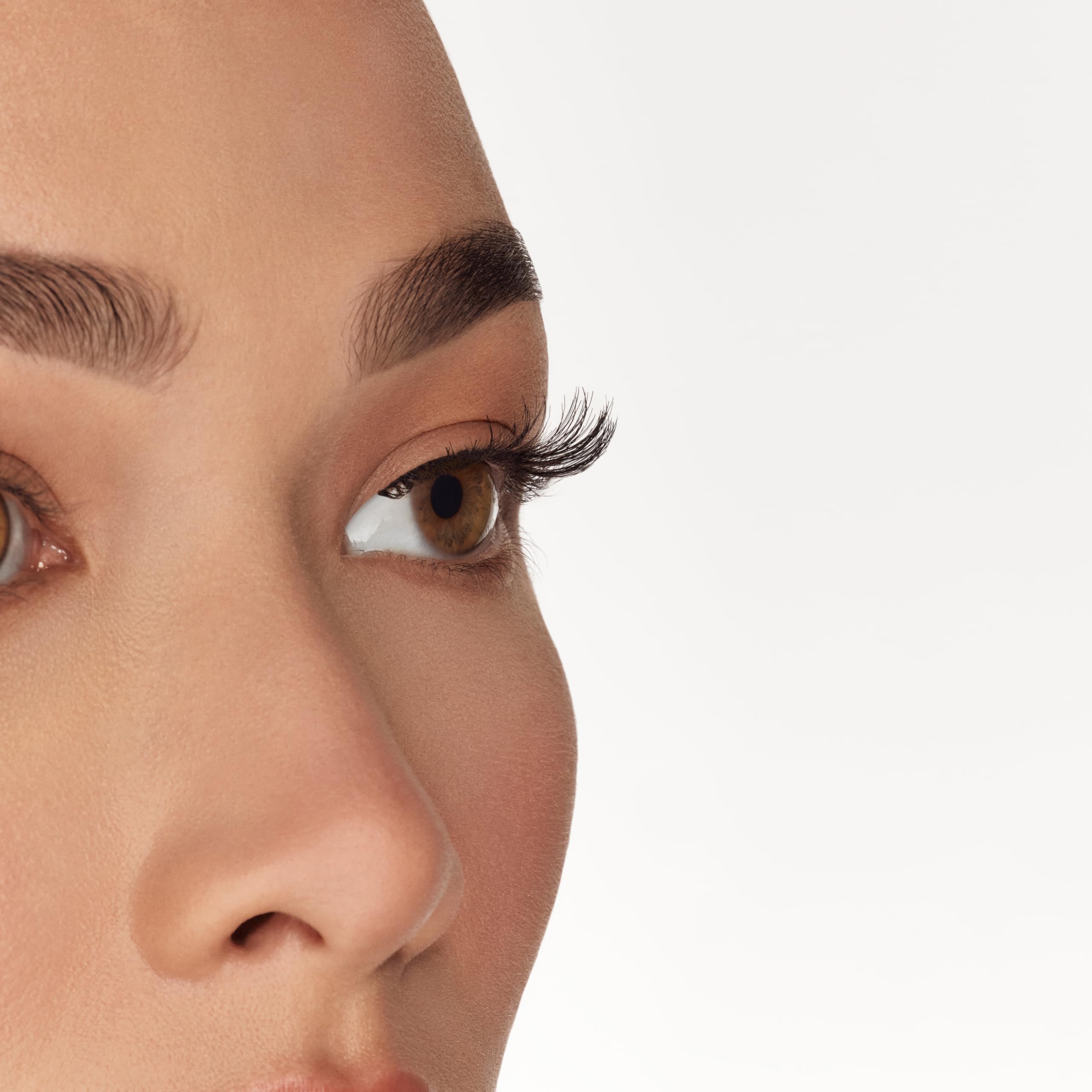 ardell-demi-wispies-faux-cils-noirs-avec-colle-et-tui-de-transport-inclus image 7