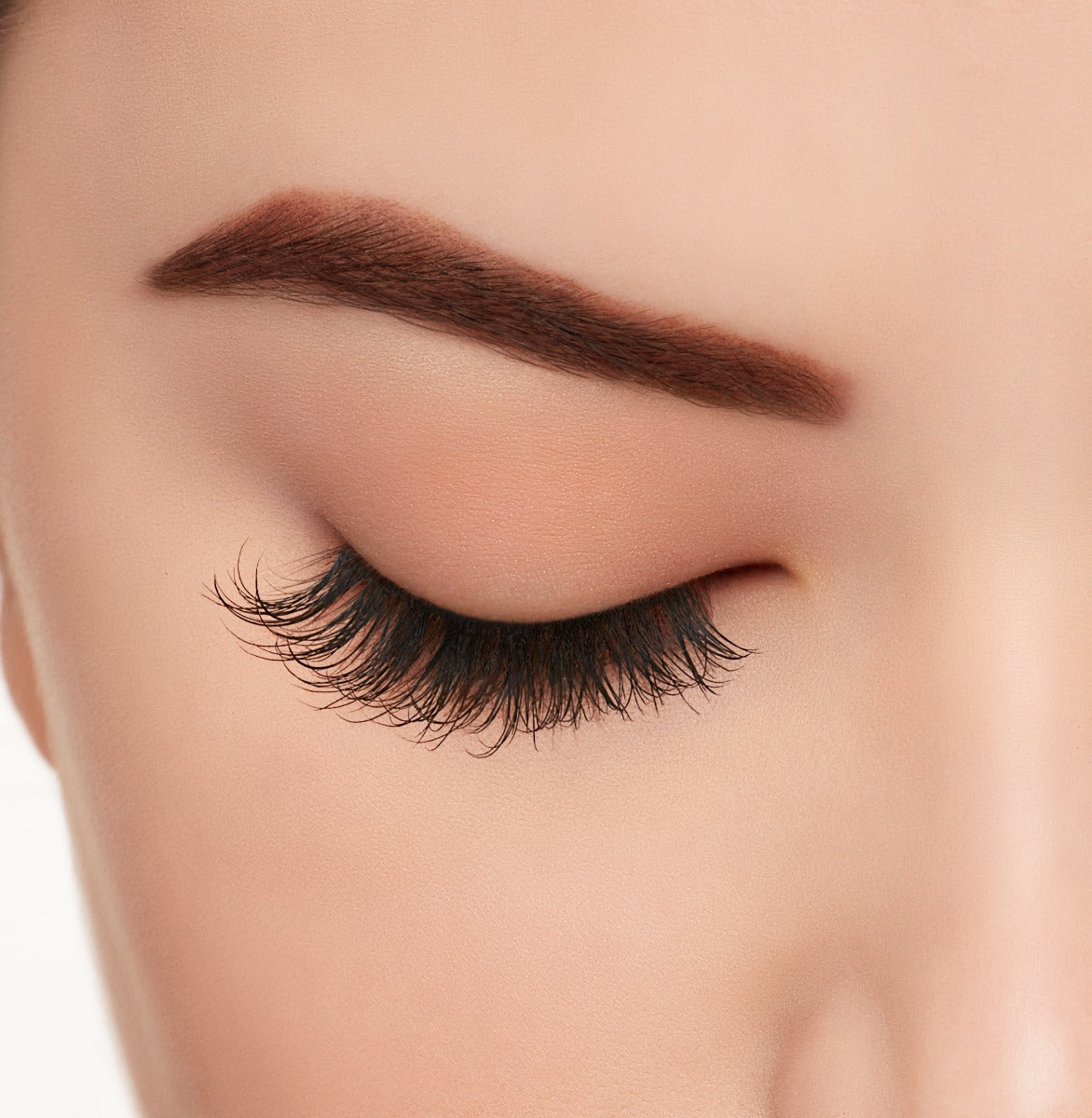 ardell-active-lash-faux-cils-grappes-curl-s-volume-doux-et-longueur-moyenne-effe image 5