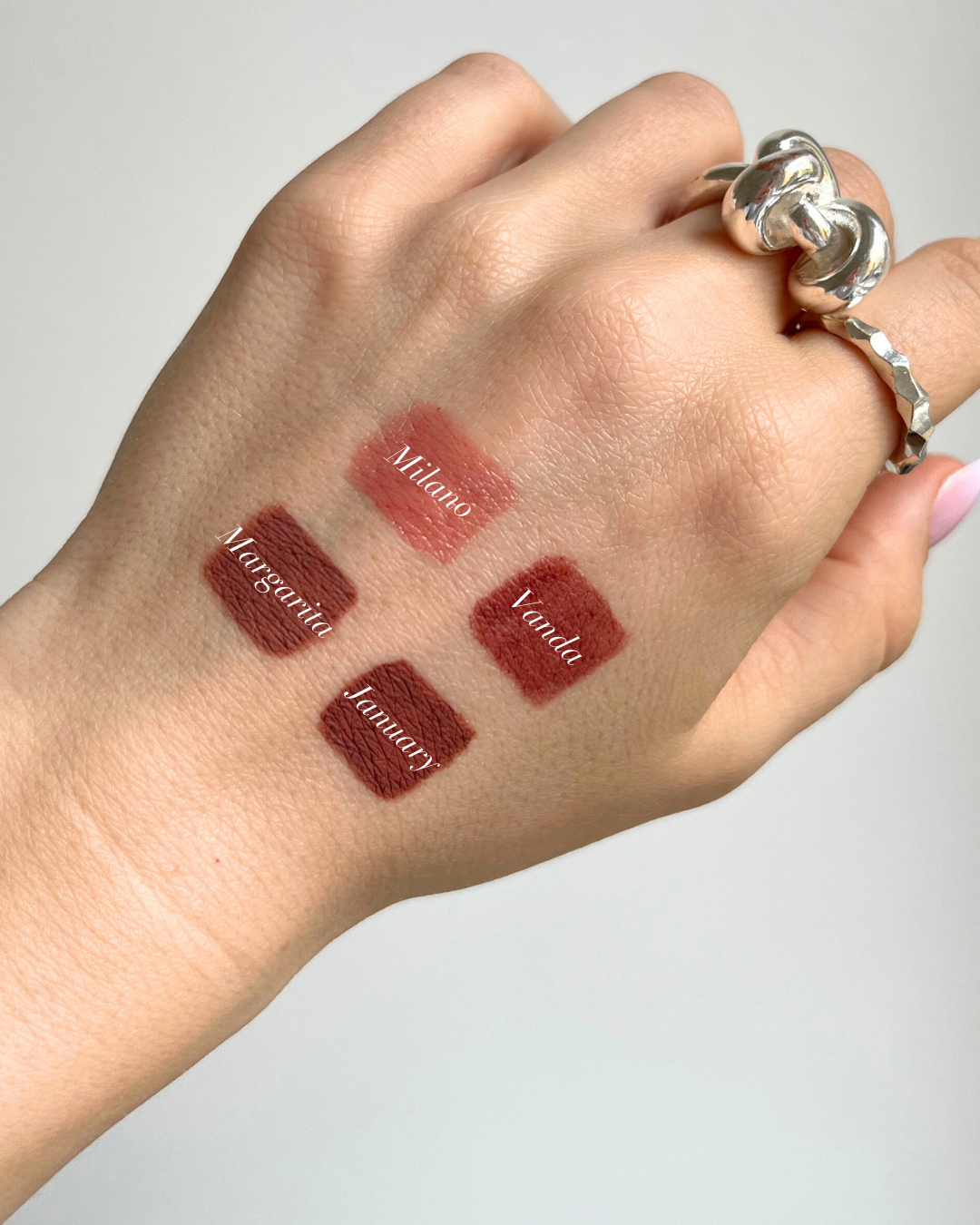 sweed-the-lip-combo-coffret-le-lipstick-et-crayon-l-vres-assorti-valeur-52 image 5