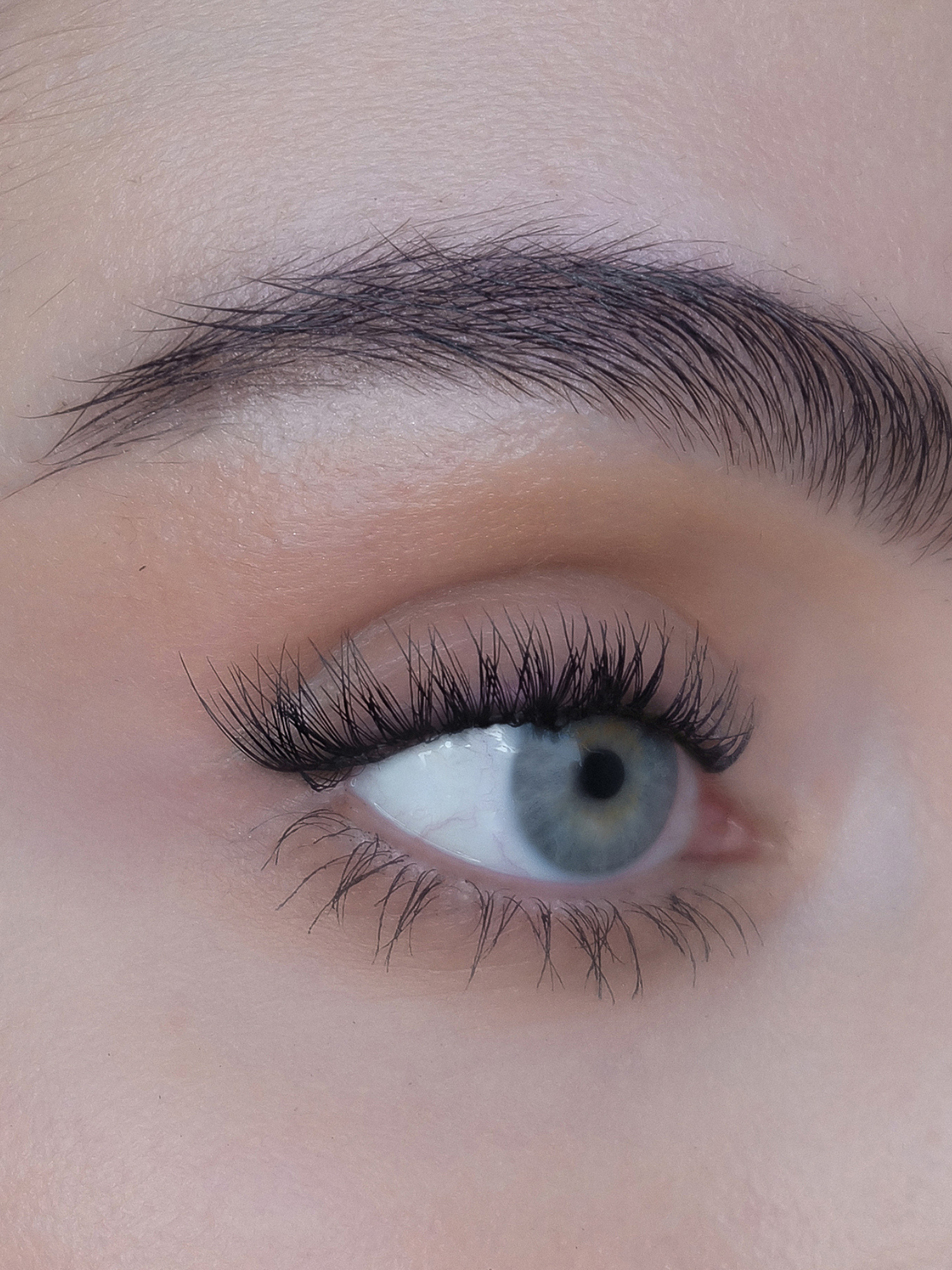 sweed-t-te-t-te-faux-cils-bandes-effet-naturel-noir-ou-marron image 5